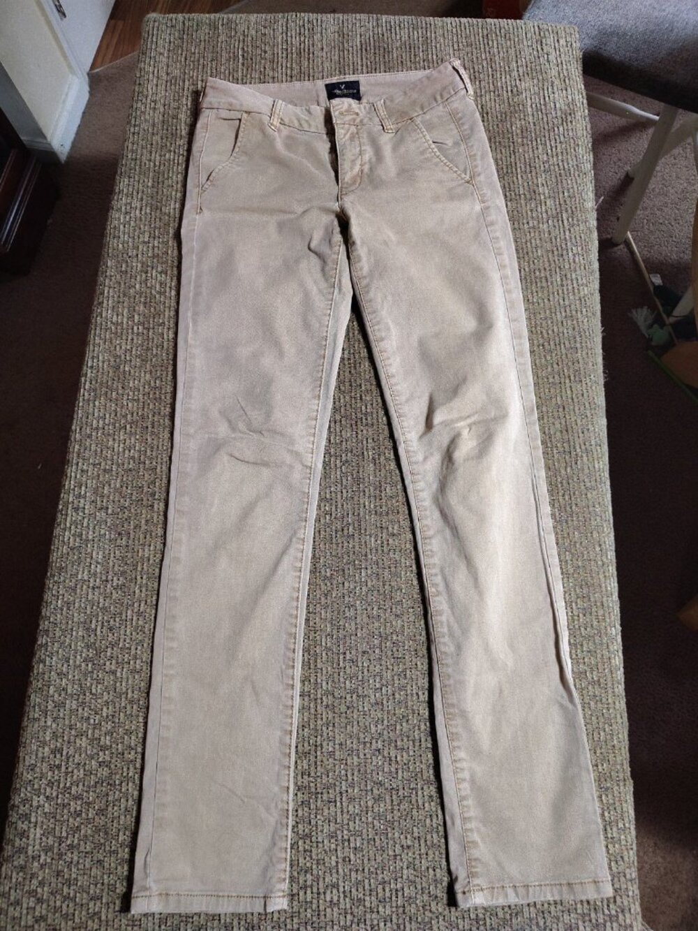 American Eagle Khaki Skinny Stretch Pants Women’s Size 2 Regular Low Rise NWT